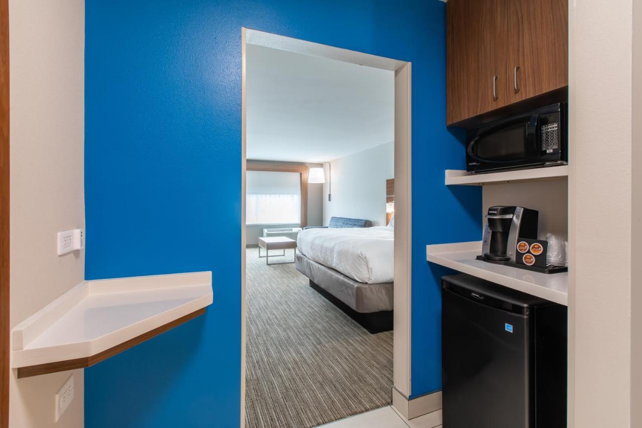 Holiday Inn Express & Suites Greenville S - Piedmont By Ihg Exterior foto