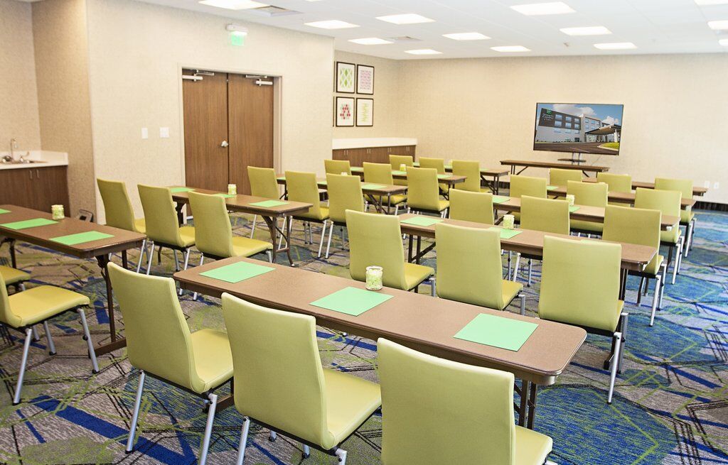 Holiday Inn Express & Suites Greenville S - Piedmont By Ihg Exterior foto