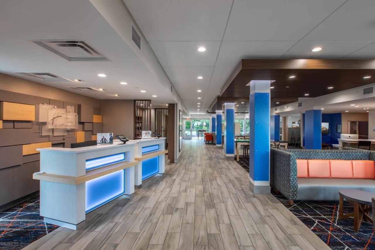 Holiday Inn Express & Suites Greenville S - Piedmont By Ihg Exterior foto
