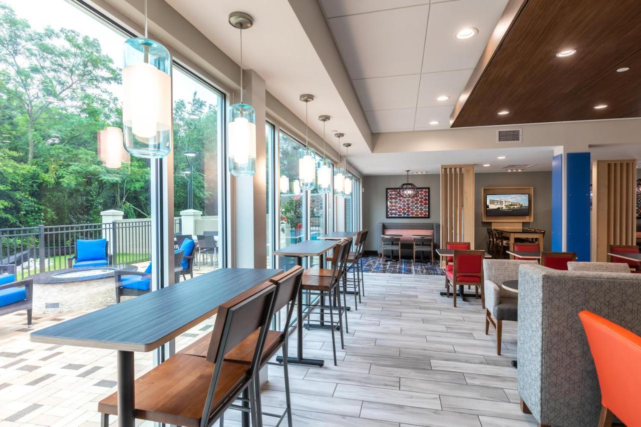 Holiday Inn Express & Suites Greenville S - Piedmont By Ihg Exterior foto
